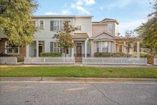 6142 Hadley Commons Dr - Photo 1 of 1