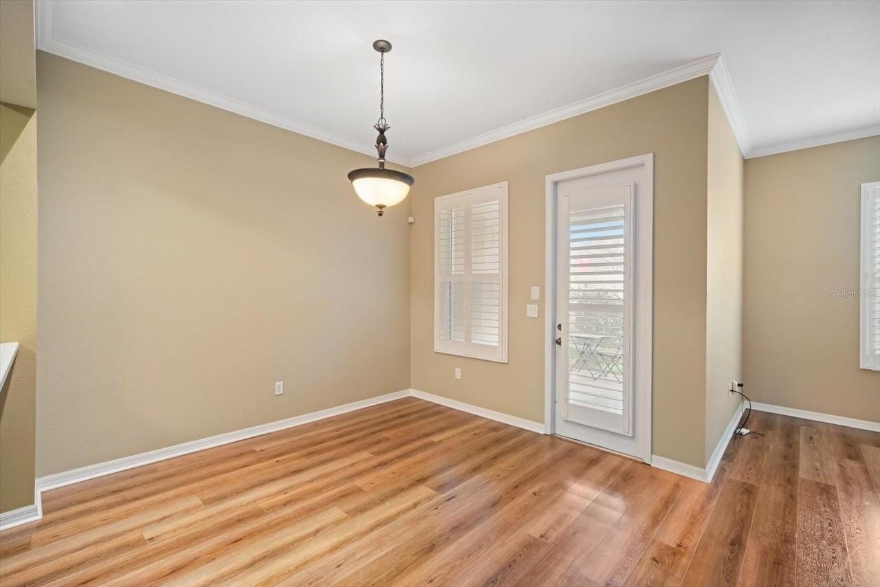 6142 Hadley Commons Dr - Photo 6 of 23