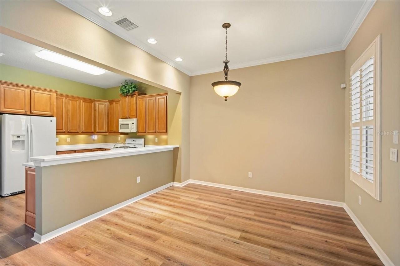 6142 Hadley Commons Dr - Photo 7 of 23