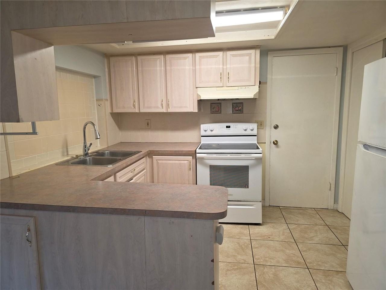 3431 Overland Dr - Photo 6 of 24