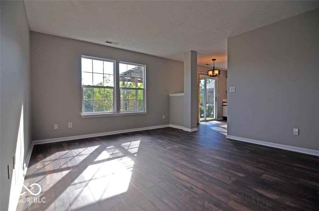 2014 Tourmaline Dr - Photo 2 of 11