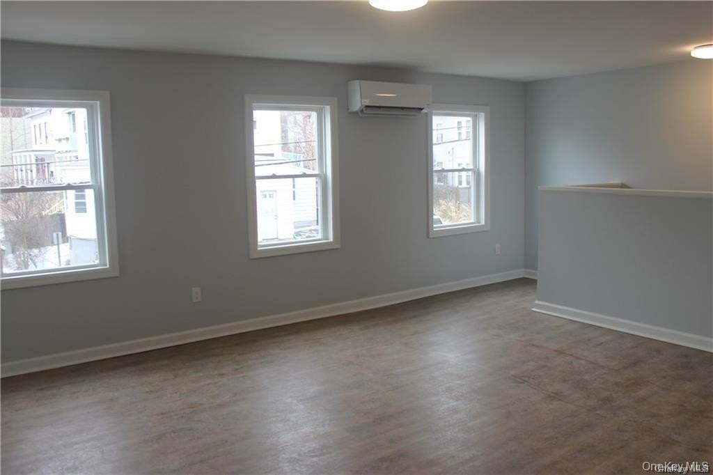 132 Depew Ave Unit A #A - Photo 3 of 8