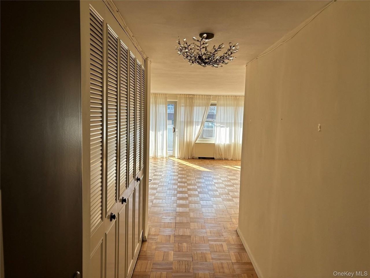 1785 215th St Apt 3e #3E - Photo 4 of 31