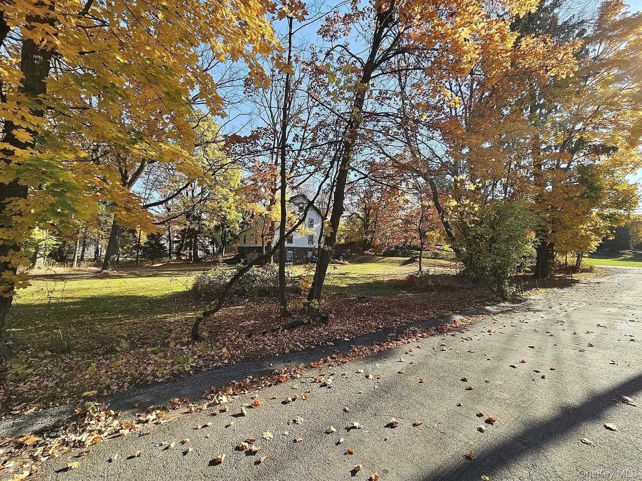 51 Estrada Rd - Photo 4 of 22