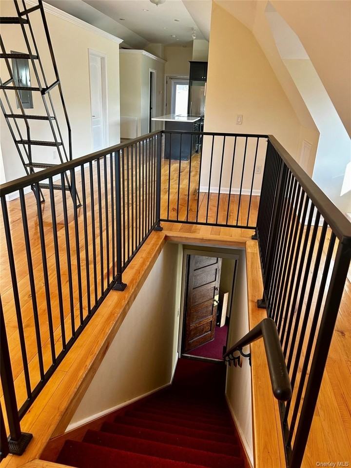 409 W 261st St - Photo 7 of 14