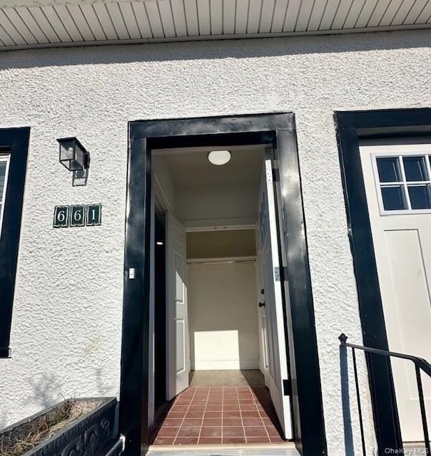 661 E Olive St - Photo 3 of 18