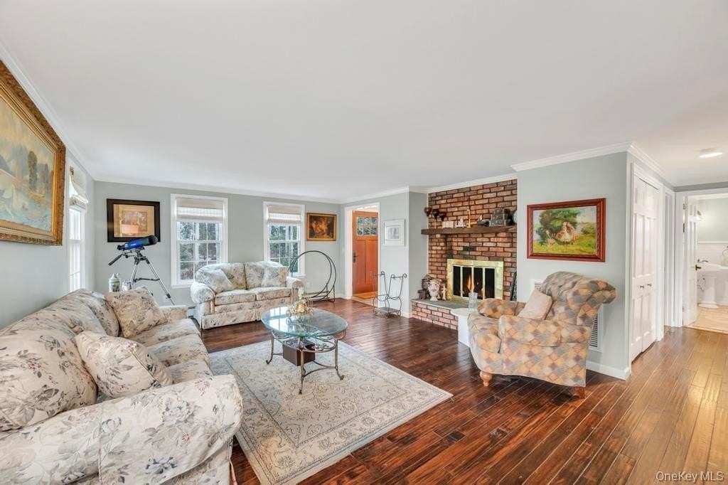 807 Union Ave - Photo 5 of 41