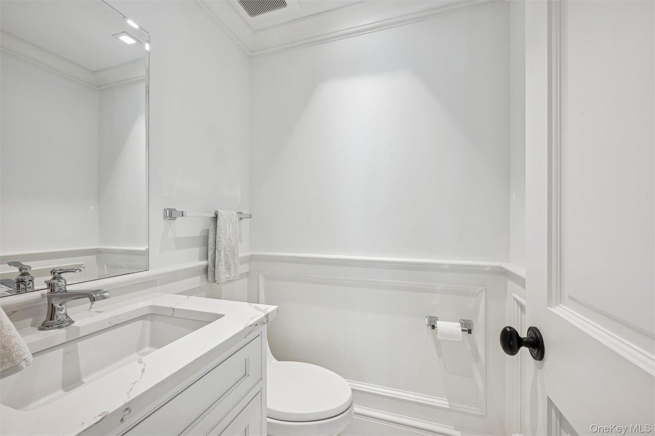 30 Club Ln - Photo 6 of 19