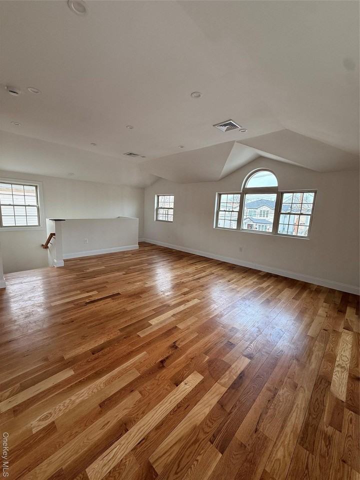 23938 148th Rd - Photo 2 of 11