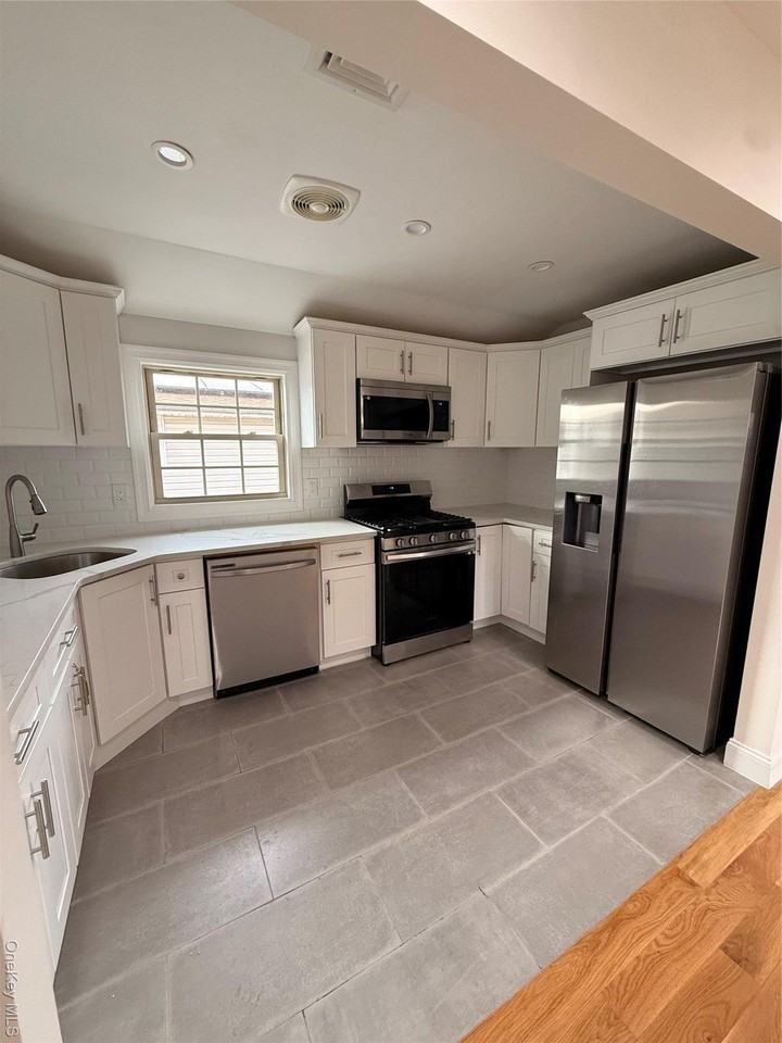 23938 148th Rd - Photo 5 of 11