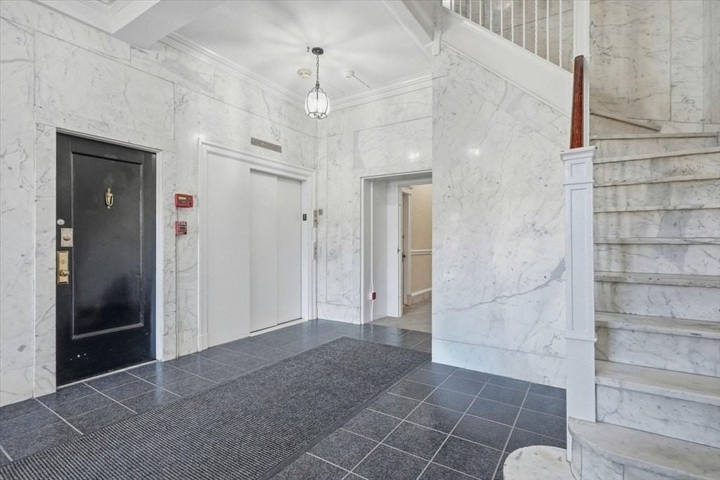 70 Fenway Apt 51 #51 - Photo 4 of 24