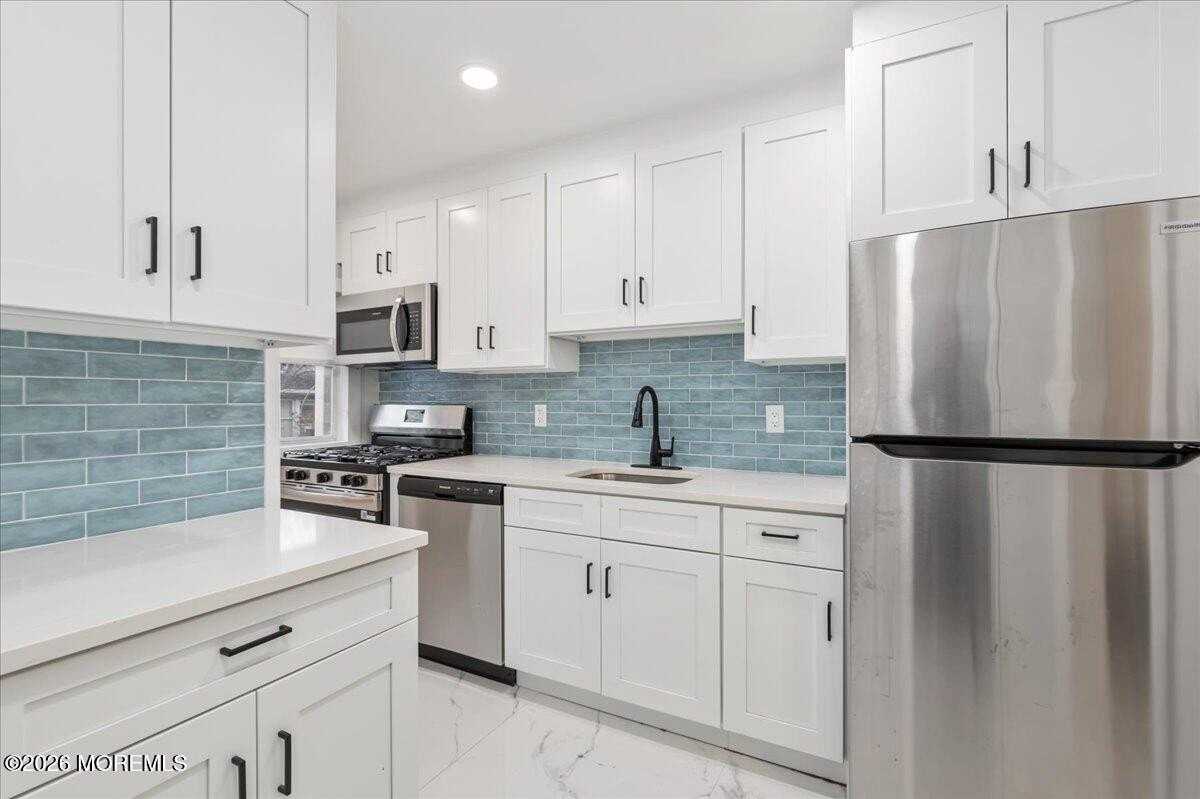 1001 Norwood Ave Apt 2 #2 - Photo 5 of 18