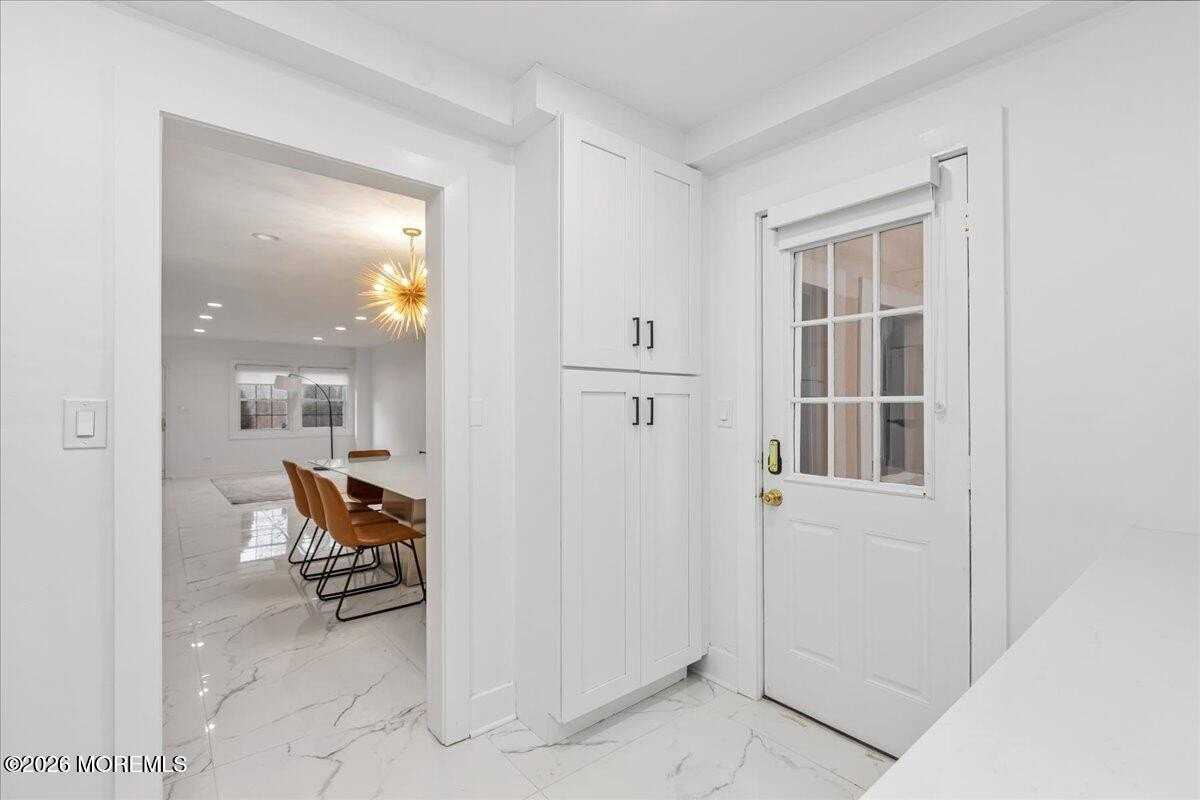 1001 Norwood Ave Apt 2 #2 - Photo 6 of 18