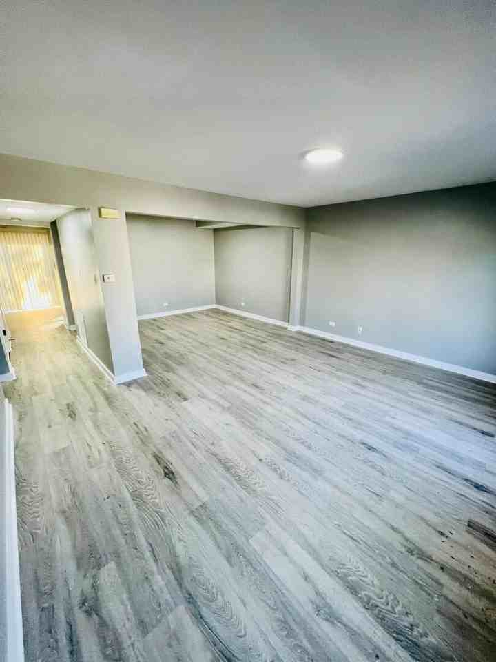 2021 Farnham Ct - Photo 3 of 16