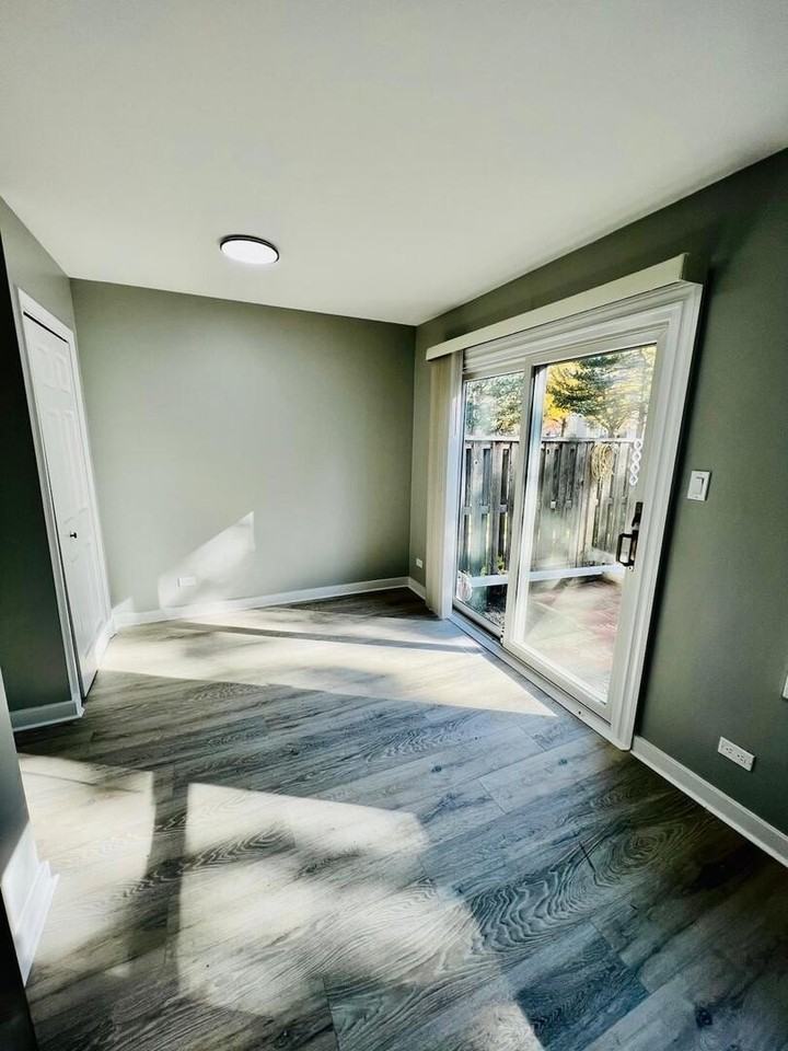 2021 Farnham Ct - Photo 7 of 16