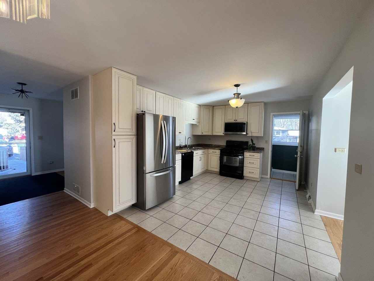 37 N Channel Dr - Photo 4 of 21