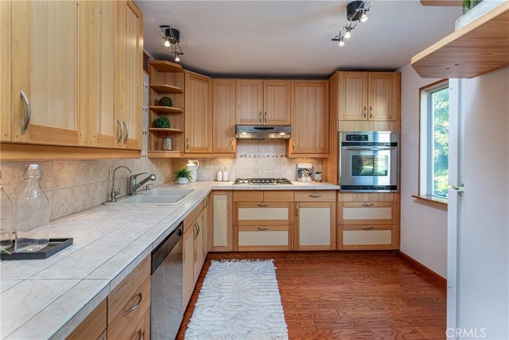 7727 Via Capri - Photo 7 of 31