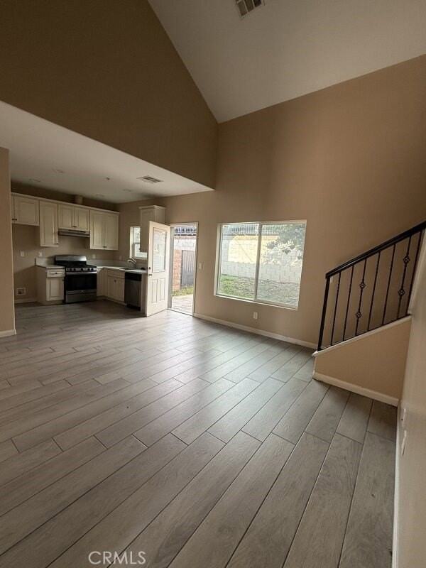 7986 Mango Ave - Photo 4 of 15