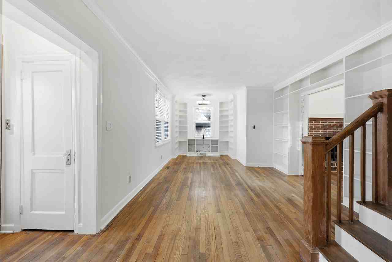 130 Haven Dr #1 - Photo 2 of 11