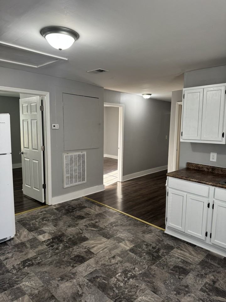 1609 17th Ave N #1 - Photo 7 of 26