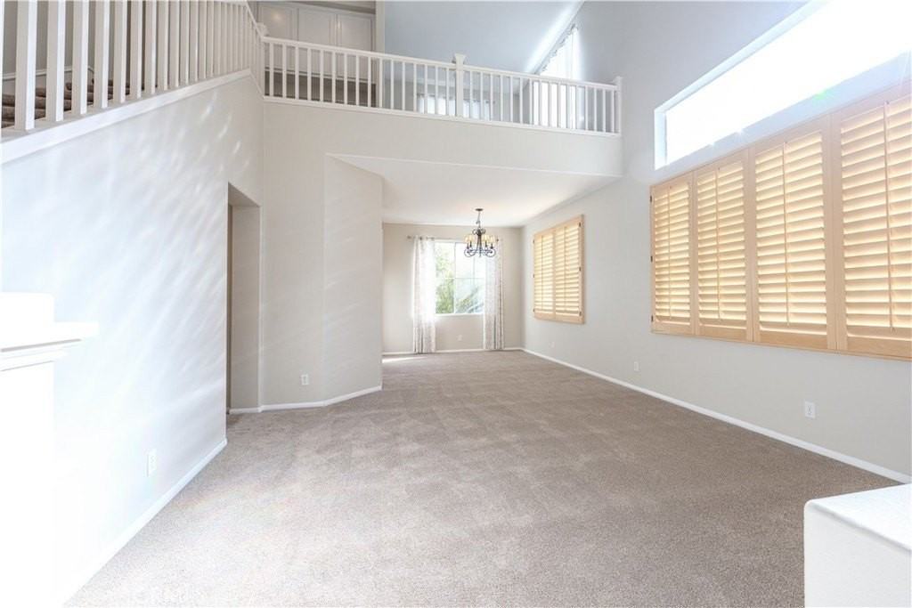 12430 N La Coste Dr - Photo 5 of 35