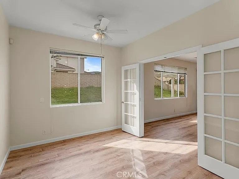 1062 Winthrop Dr - Photo 6 of 15