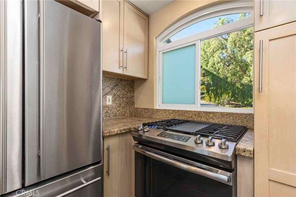 30902 Clubhouse Dr - Photo 6 of 33