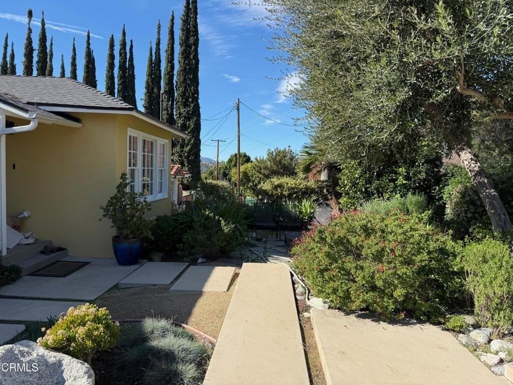 300 W Loma Alta Dr - Photo 3 of 31