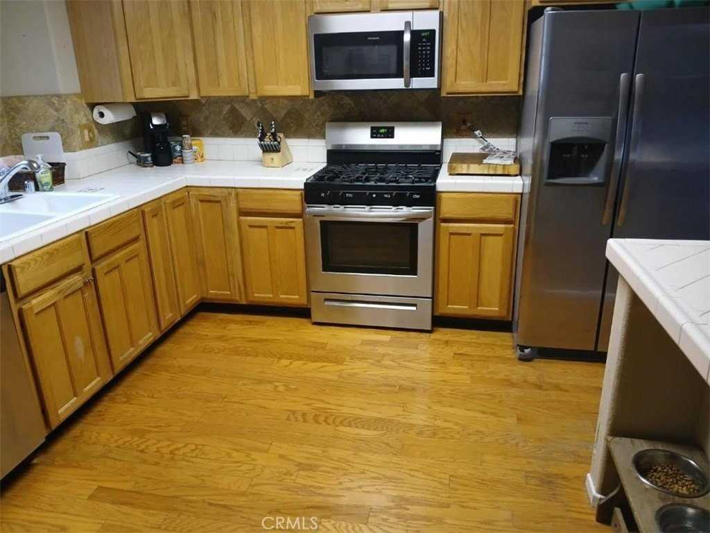 23883 Zuger Dr - Photo 7 of 31