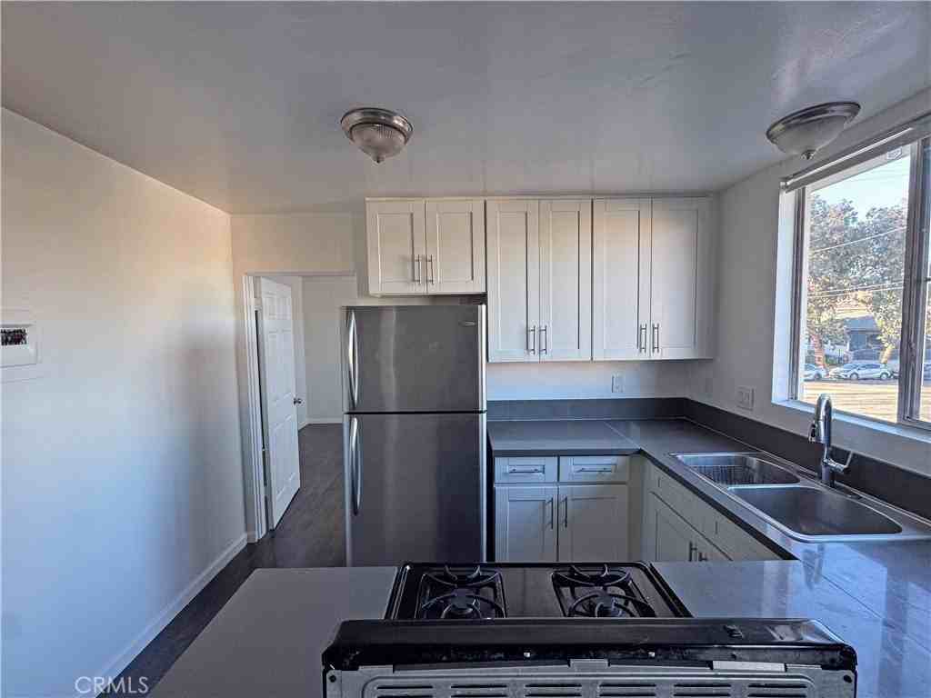 214 Echandia St #7 - Photo 5 of 12