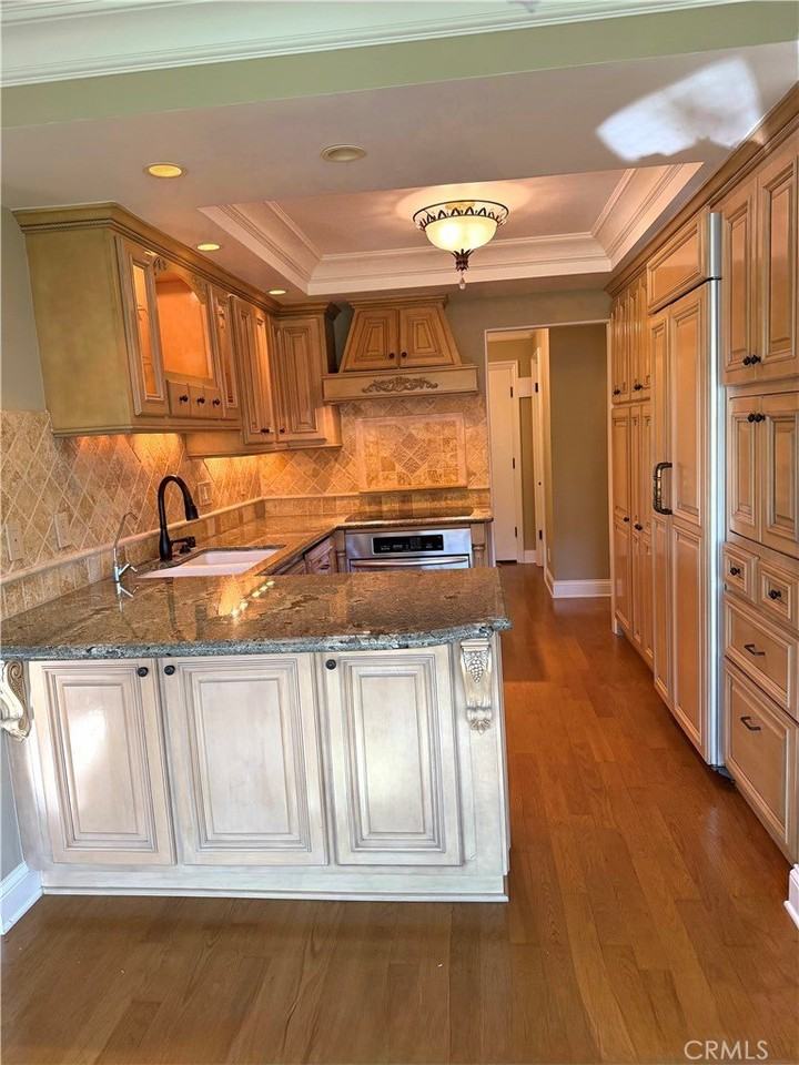 639 Paseo De La Playa #104 - Photo 4 of 18