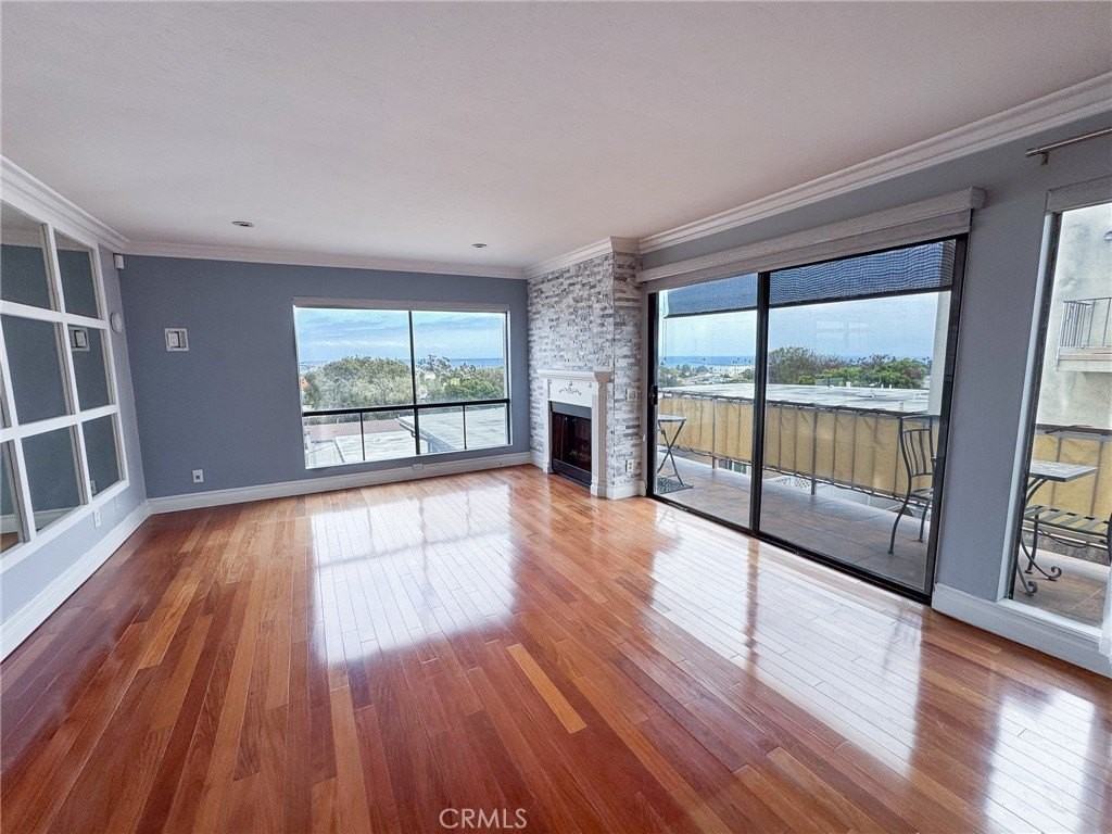 665 W 24th St #208 - Photo 4 of 29