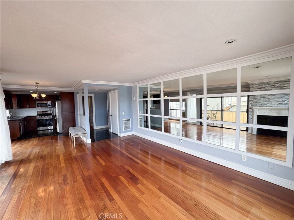 665 W 24th St #208 - Photo 6 of 29