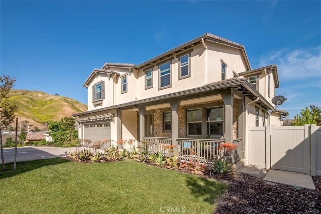 4944 Princess Dr - Photo 2 of 38