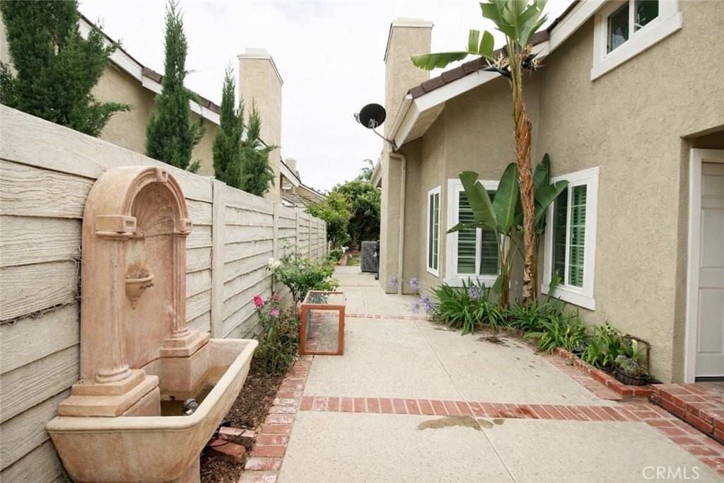 37 Summerwind - Photo 2 of 9