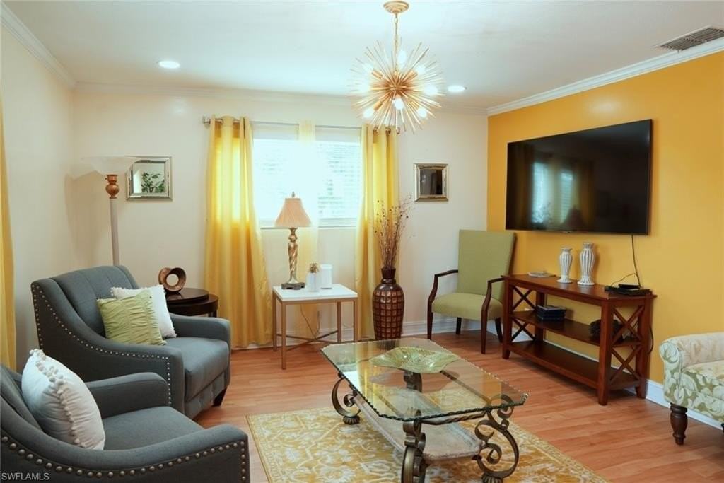 931 20th St Se - Photo 3 of 22