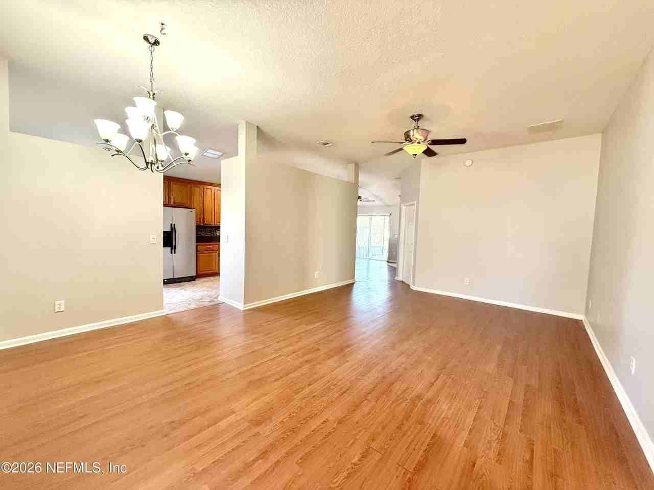 1701 Covington Ln - Photo 7 of 38