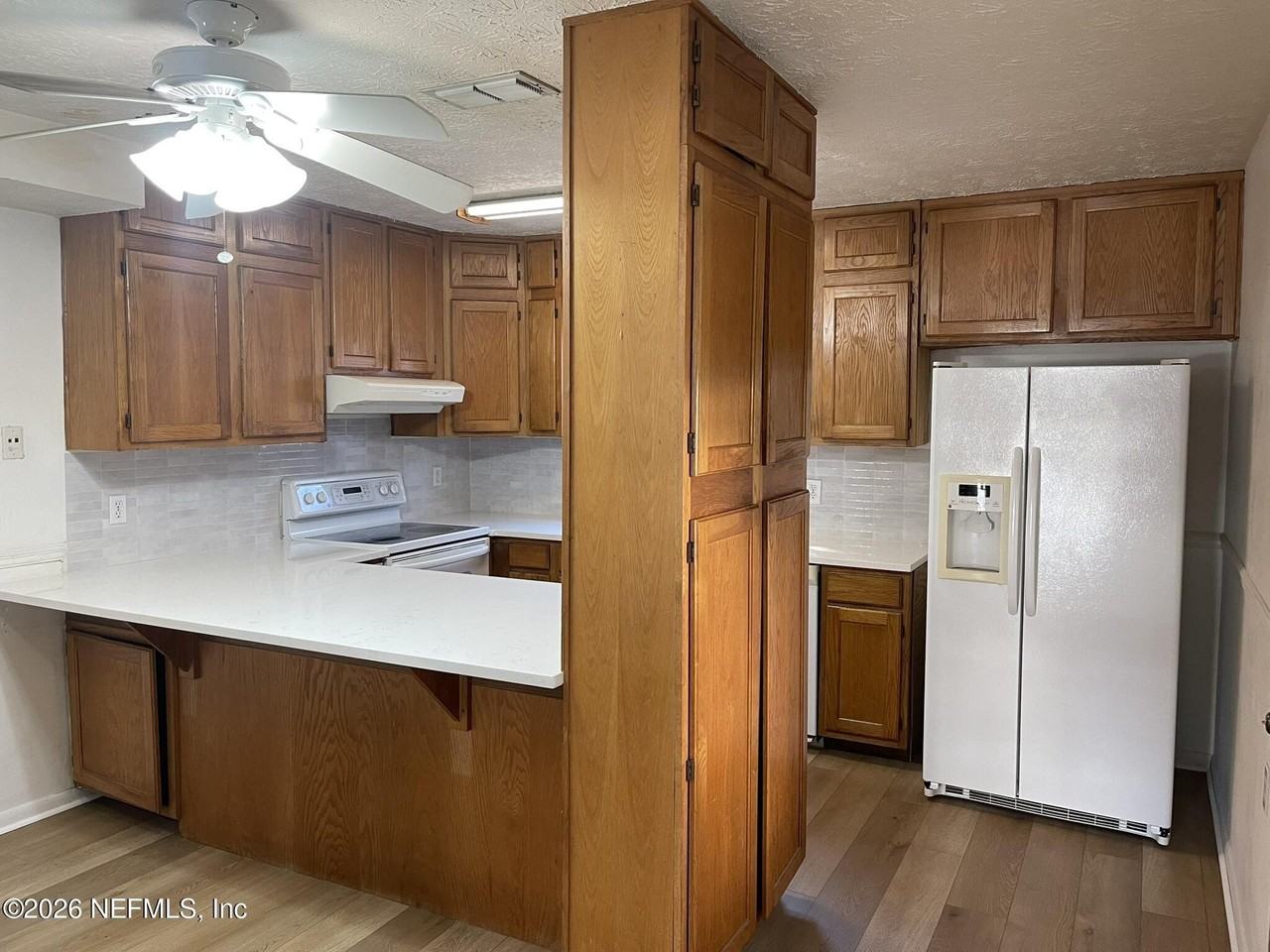 2002 1st St - Photo 2 of 33