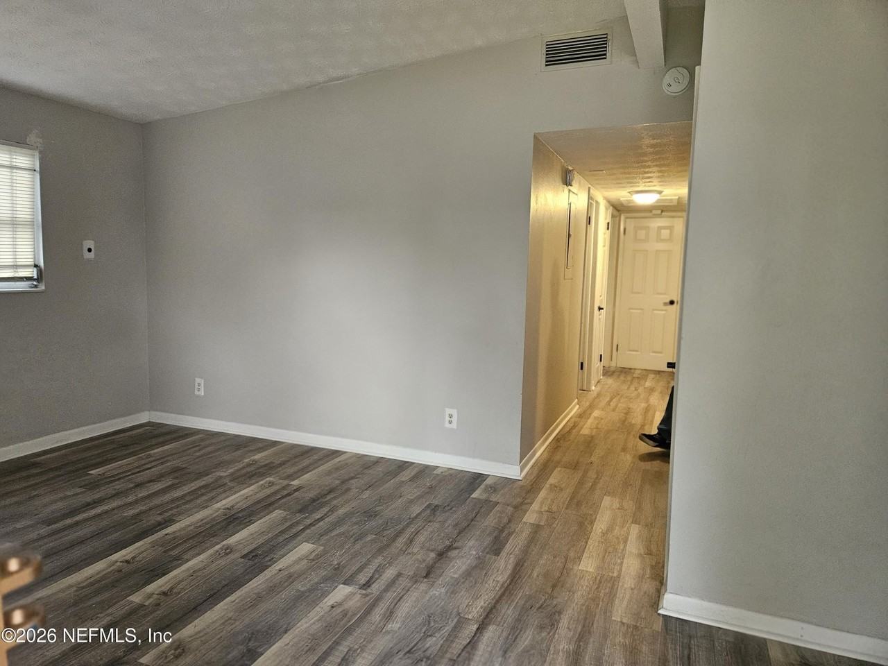 2169 W 14th St - Photo 3 of 9