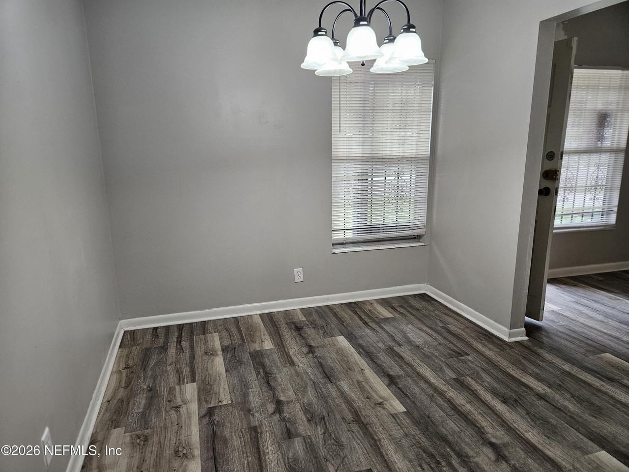 2169 W 14th St - Photo 4 of 9