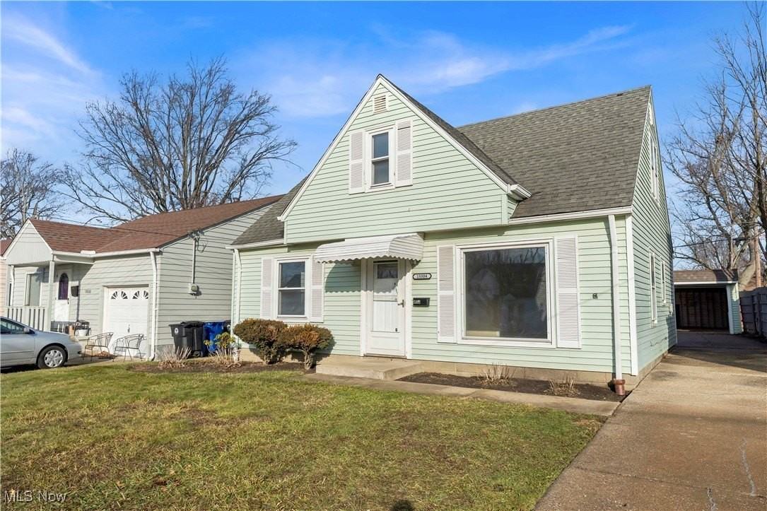 18804 Rockland Ave - Photo 2 of 23