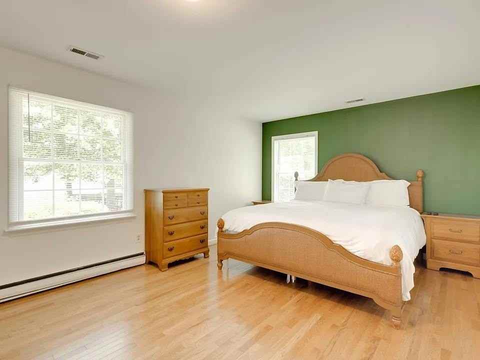 5198 Weaver Ln - Photo 4 of 21