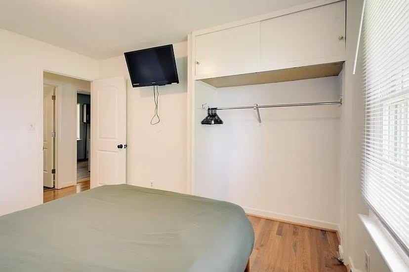 5198 Weaver Ln - Photo 7 of 21