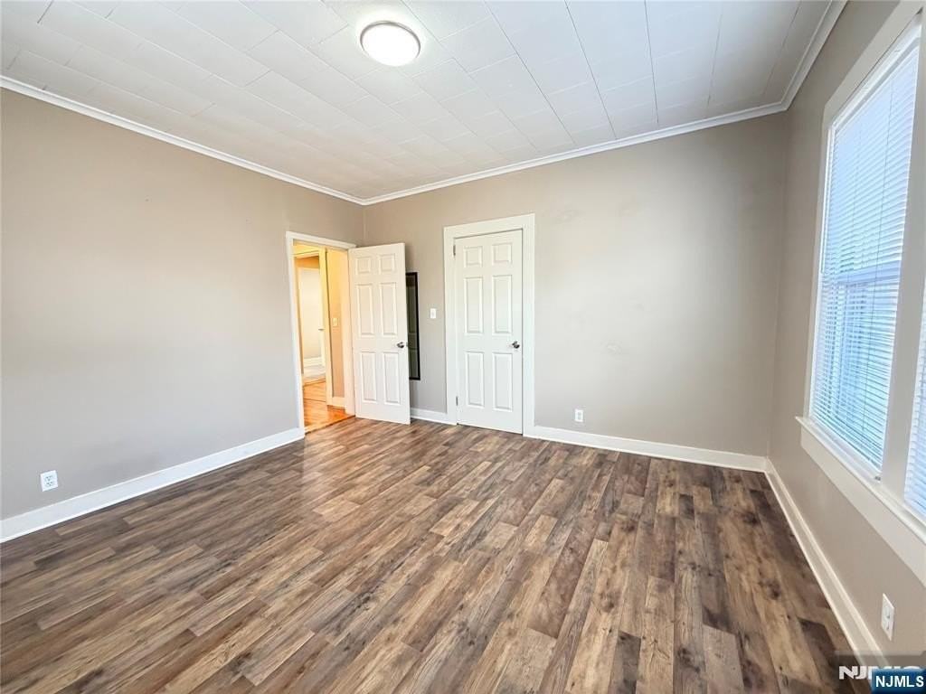 123 S Maple Ave - Photo 3 of 10