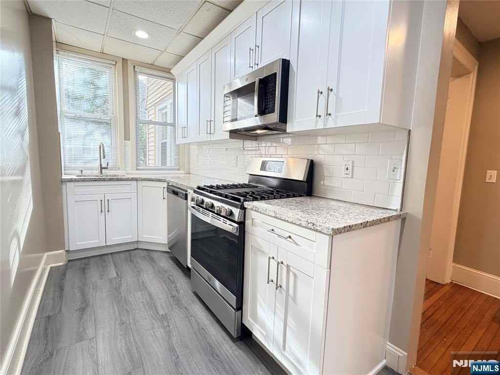 123 S Maple Ave - Photo 6 of 10