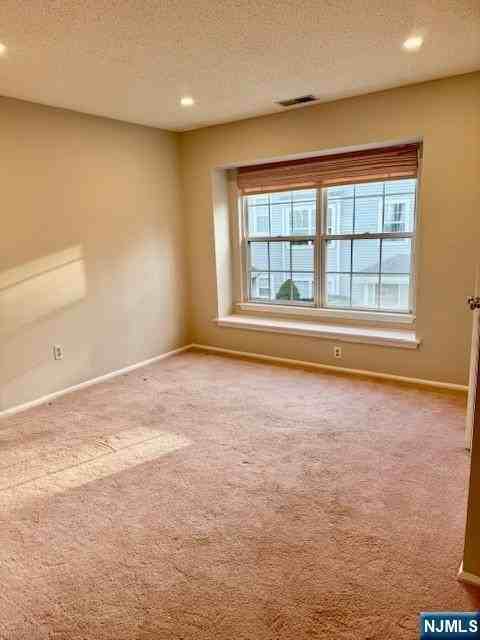 1337 Paddington Rd - Photo 3 of 13