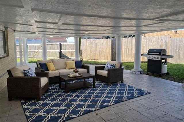 7012 Tullis Dr - Photo 2 of 23