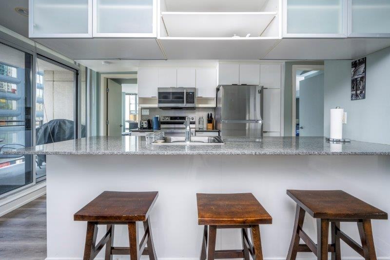 1110 Apartment Building #406 - Photo 6 of 28