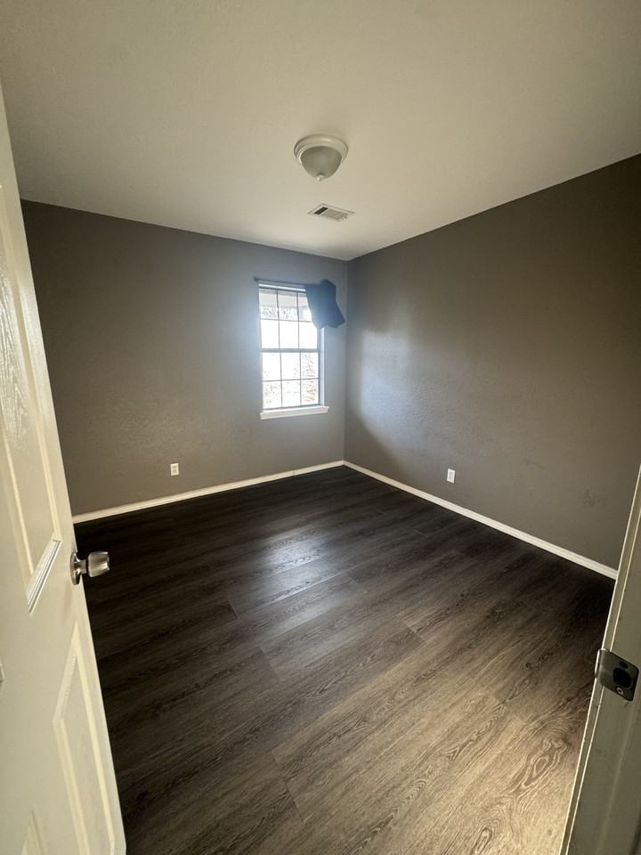 609 Leflore Ave #1 - Photo 2 of 18