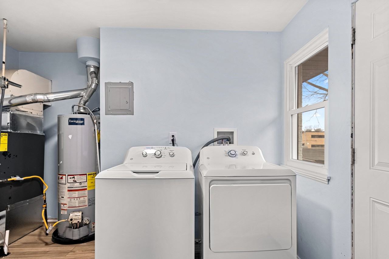 205 East Forrest Hill AvenueUnit D #D - Photo 6 of 9